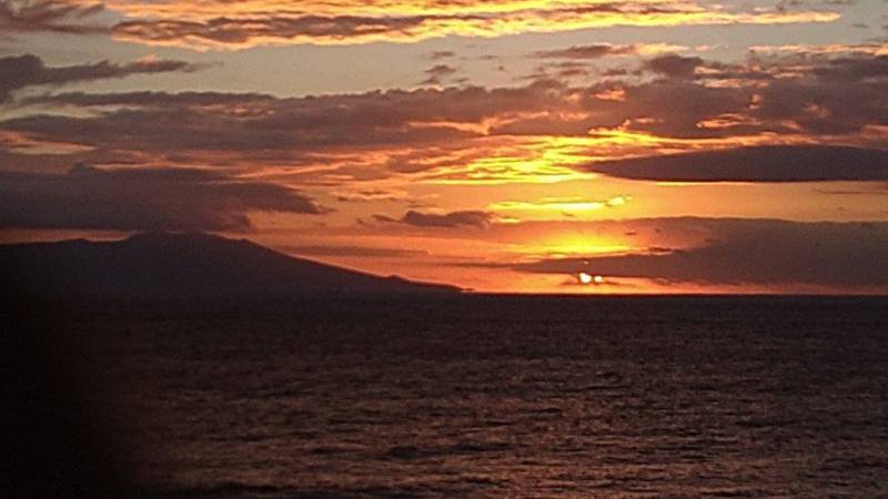 日の出景色　比較3日前から　伊豆大島　熱川館