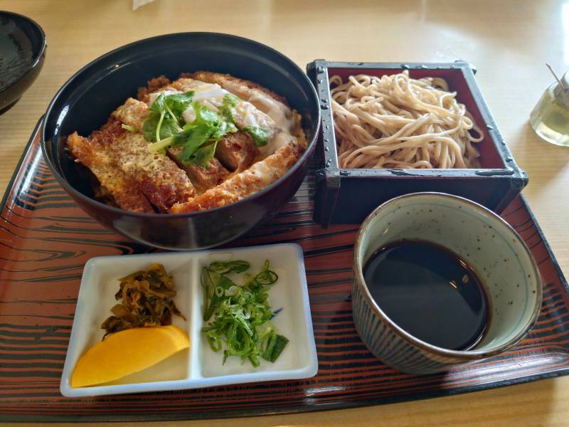 伊東市　荻　お蕎麦屋　吉兆庵